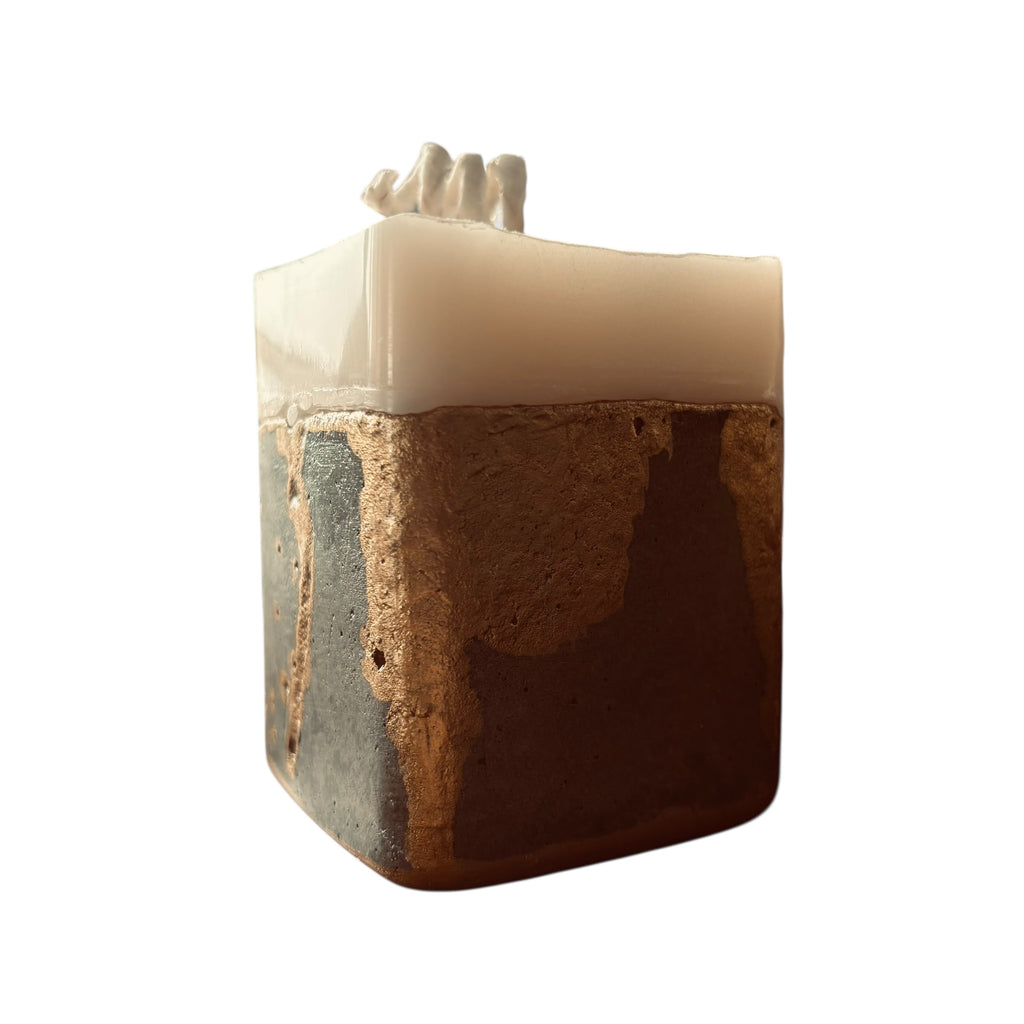 Hand-poured concrete and soy wax candle by Quadriche, modern architectural candle design