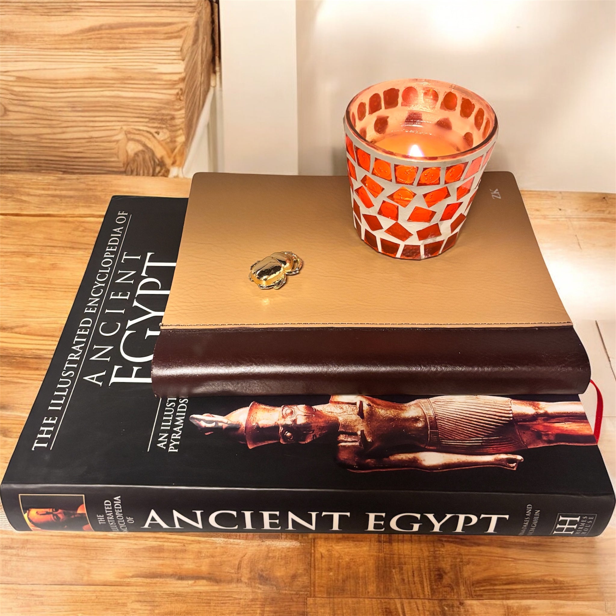 QARA Mosaic Glass Orangewood Reserve Candle